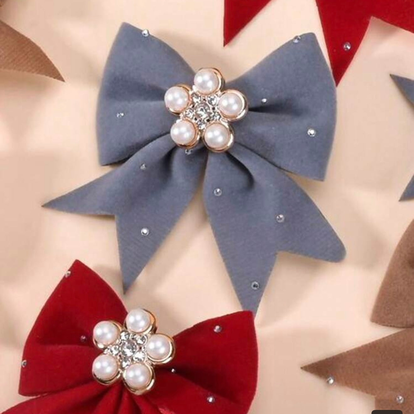 Premium Pearl rhinestone Bow Hairclip