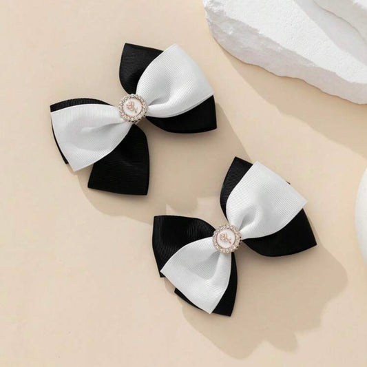 Classic Vintage Black & White Bow Hairclip