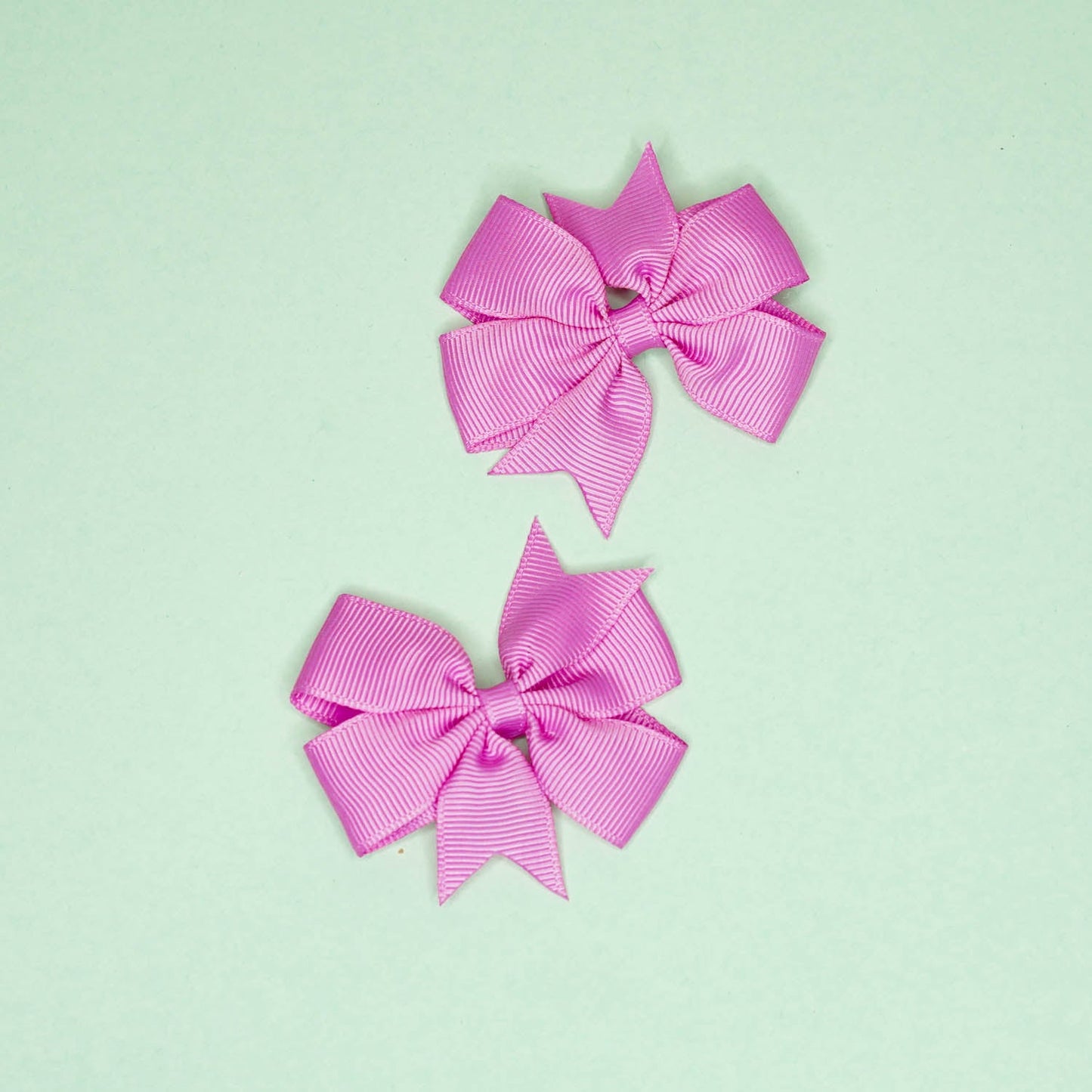 Pink Solid bow hairclip