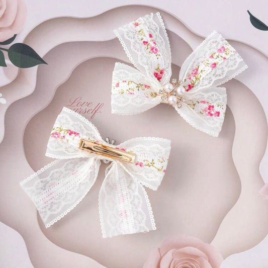 Pink and white floral Hairclip