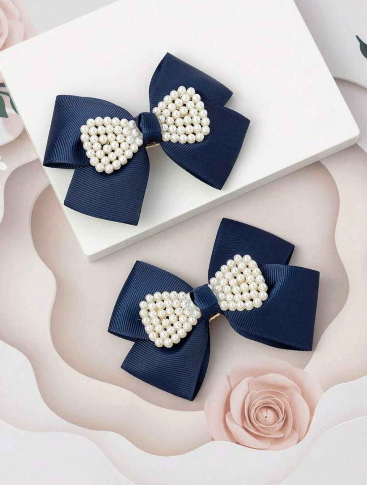 Navy Blue Pearl Bow decor Hairclip