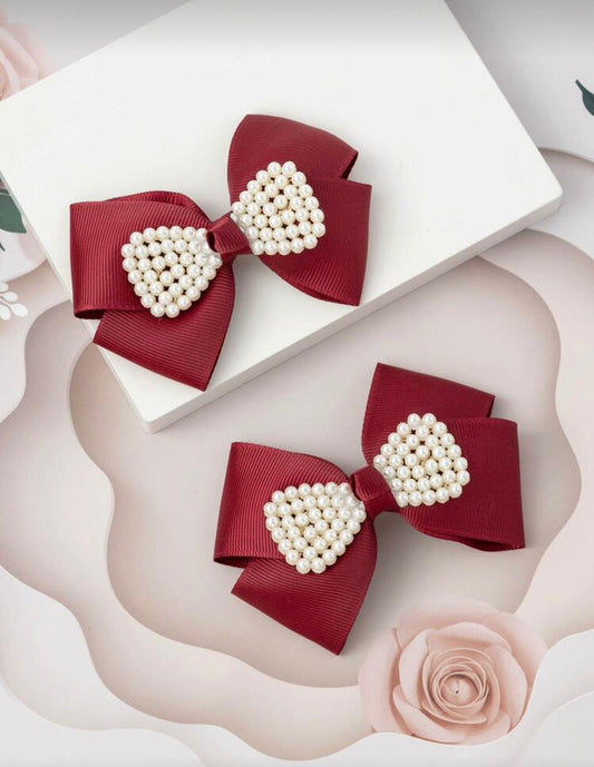 Burgundy pearl bow decor hairclip